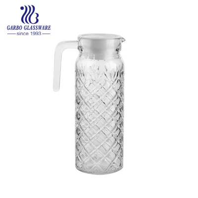 1L Wholesale Factory Classical Design Glass Iced Water Drinking Jug Pitcher with Plastic Lid Customized Colors for Home Office Use with Handle